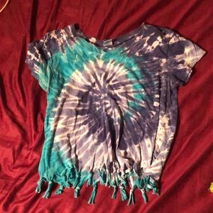Blue tie dye cropped shirt